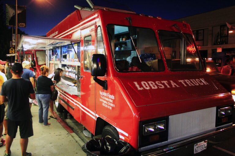 Food Trucks of LA (Featuring the Lobsta Truck, Buttermilk Truck and Seth Rogan)