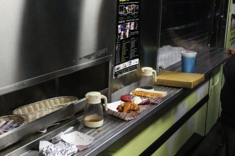 Food Trucks of LA (Featuring the Lobsta Truck, Buttermilk Truck and