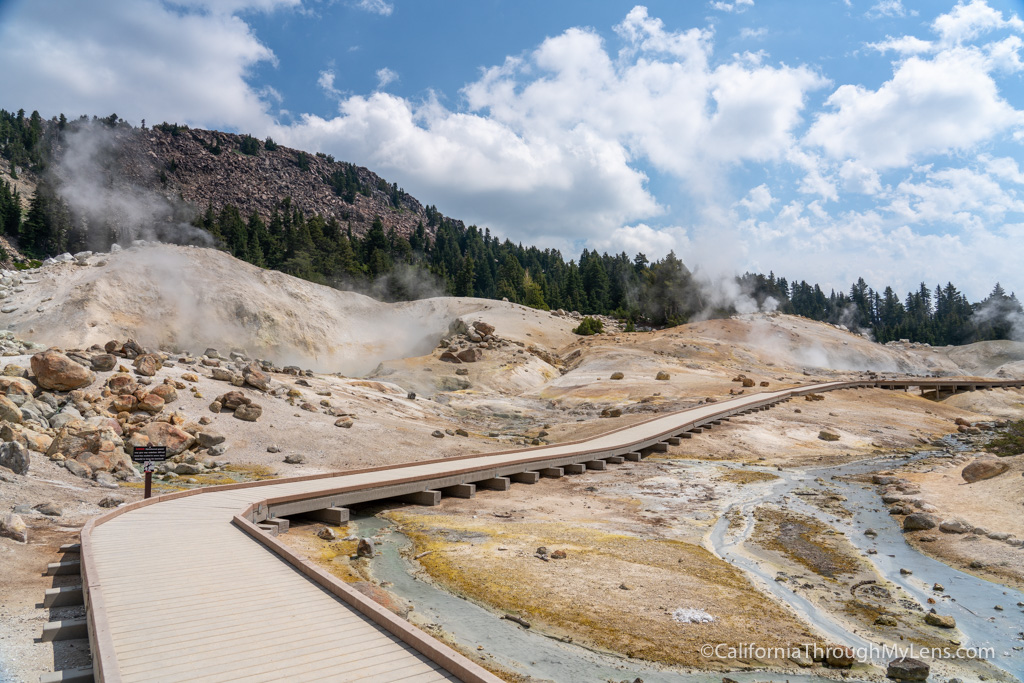 Hiking Bumpass Hell Lassen Volcanic National Park California Through