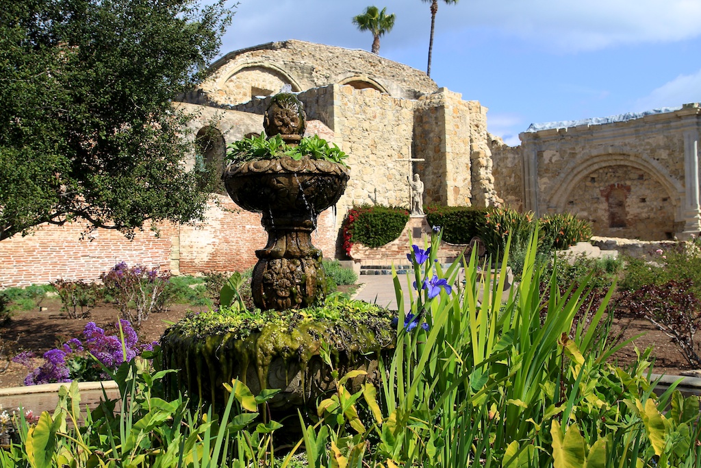 are dogs allowed at mission san juan capistrano