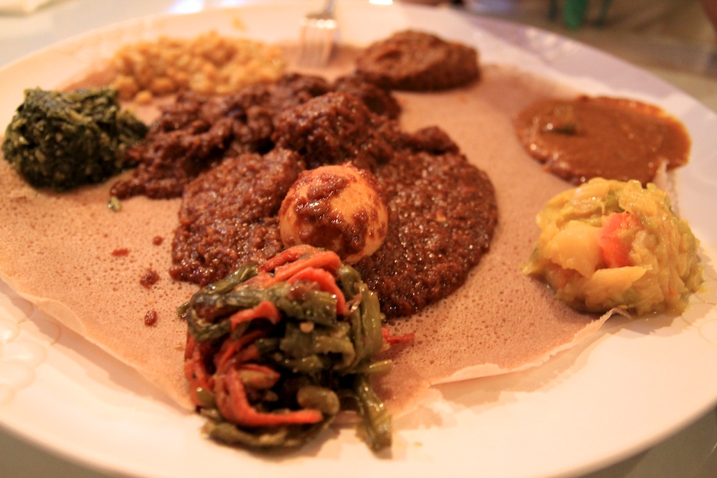 little-ethiopia-in-la-rosalind-s-how-to-eat-ethiopian-food