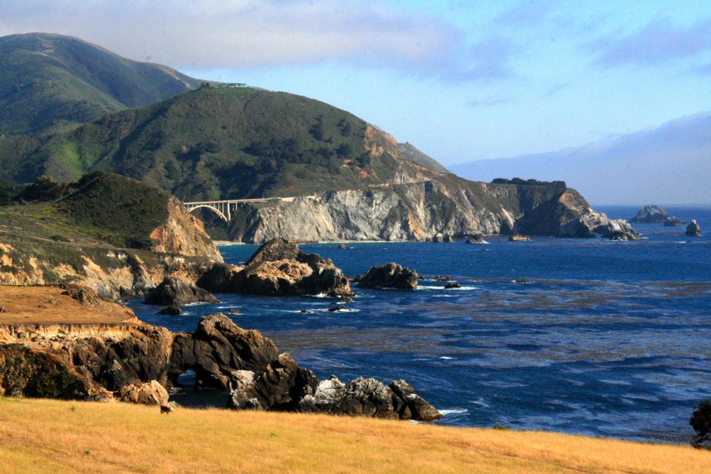 cool hikes at big sur waterfall