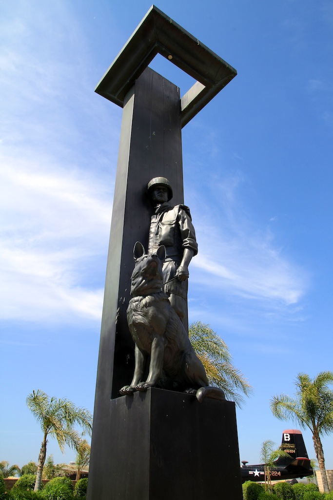 Download War Dogs Memorial at March Air Force Base in Riverside, CA ...