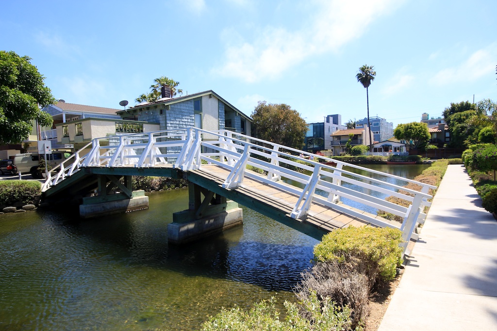 venice canal tours california