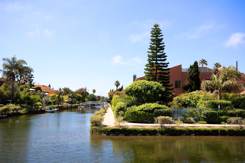 Venice California History Canals Liquors