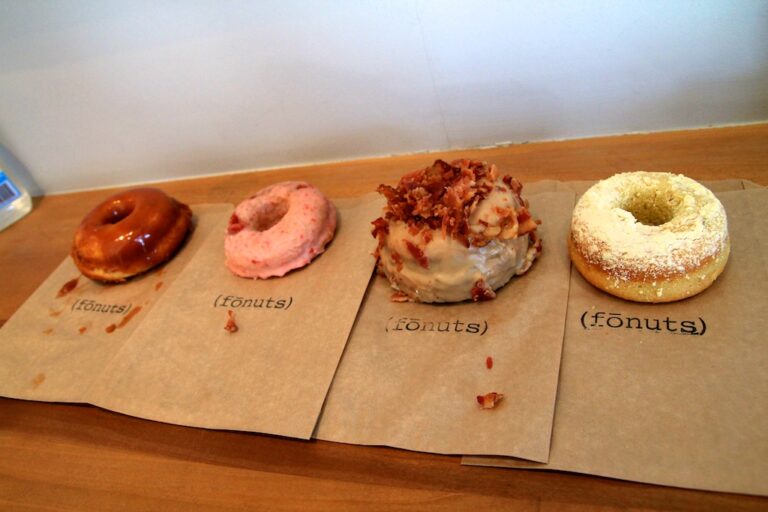 Fonuts: Baked Donuts in Los Angeles