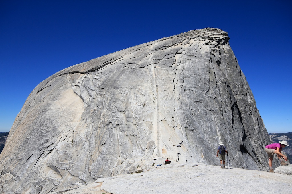 Hiking half outlet dome