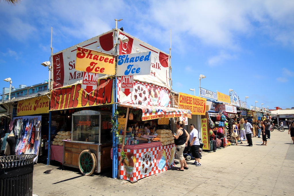 Venice Beach Boardwalk: Shops, Food, Art & Street Performers