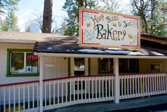 Hunny Bunns and Joe bakery