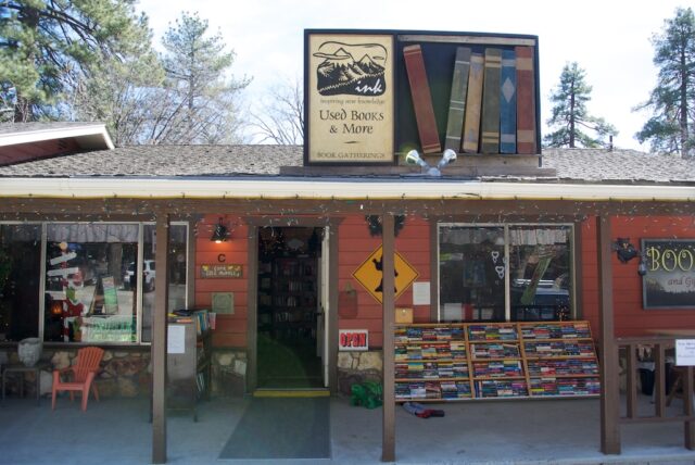 Idyllwild Book Store