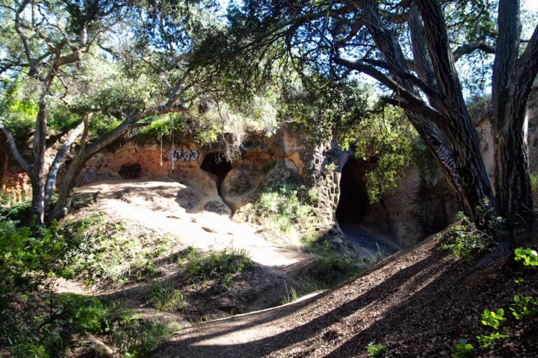Vanalden Cave Near Los Angeles