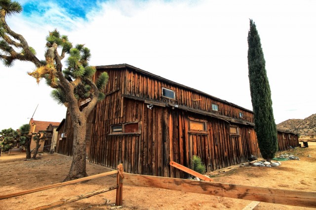 Pioneertown 10