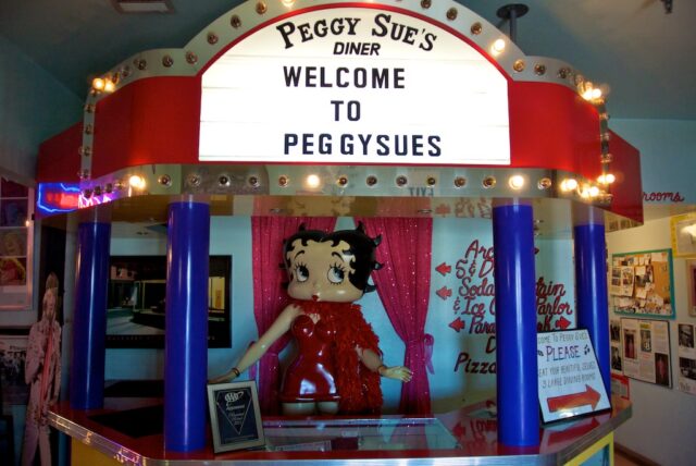 Peggy Sue Diner 19