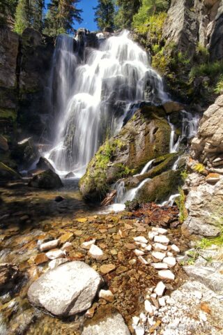 Kings Creek Falls 17