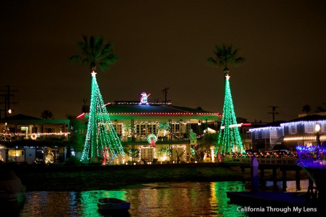 newport christmas boat parade3