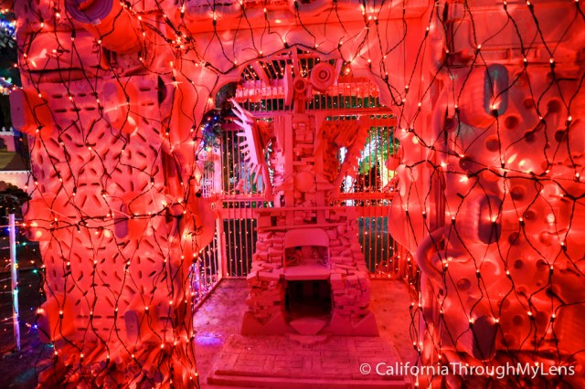 RoboLights in Palm Springs: Craziest Christmas Light Display You&#039;ll Ever Go To - California