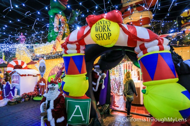 RoboLights in Palm Springs: Craziest Christmas Light Display You&#039;ll Ever Go To - California