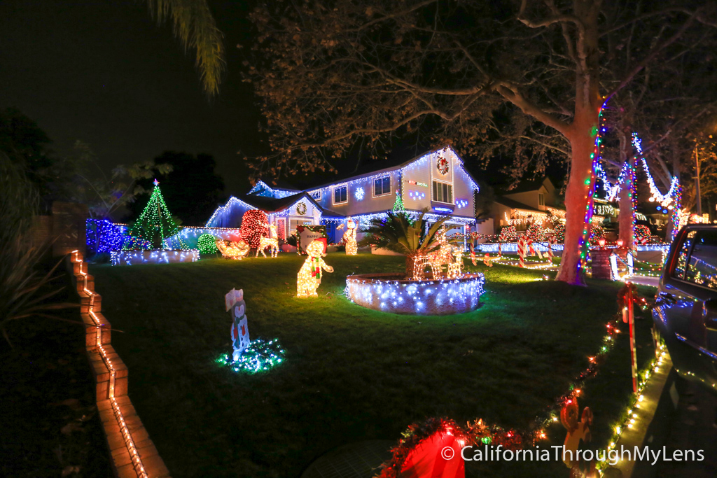 Thoroughbred St Christmas Lights in Rancho Cucamonga California