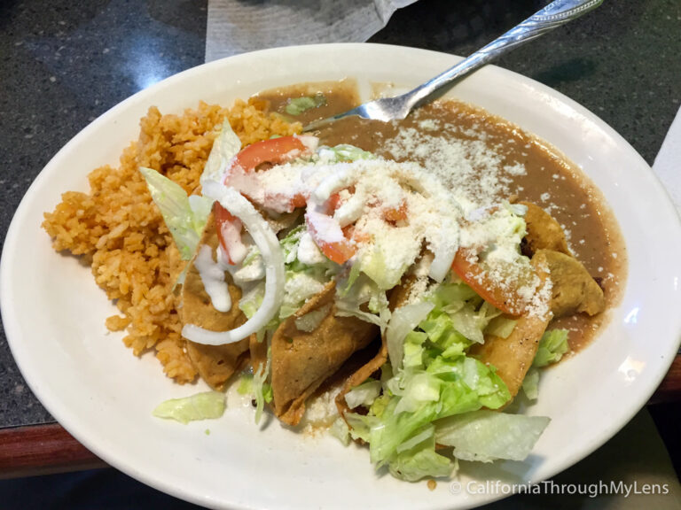 Antojitos Como En Casa: Fantastic Mexican Food in El Centro