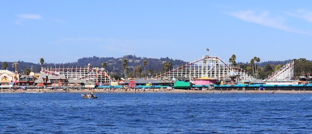 Giant Dipper from sea