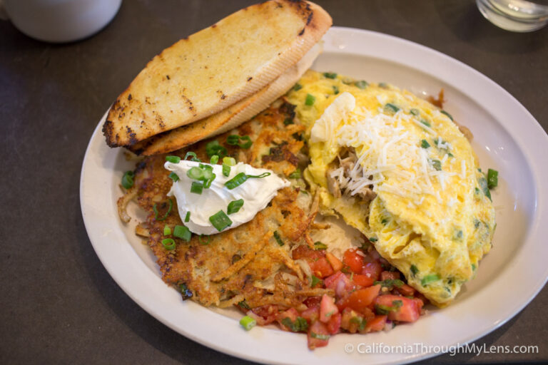 Grounds Restaurant in Murphys: Braised Chicken Omelettes and Potato Pancakes