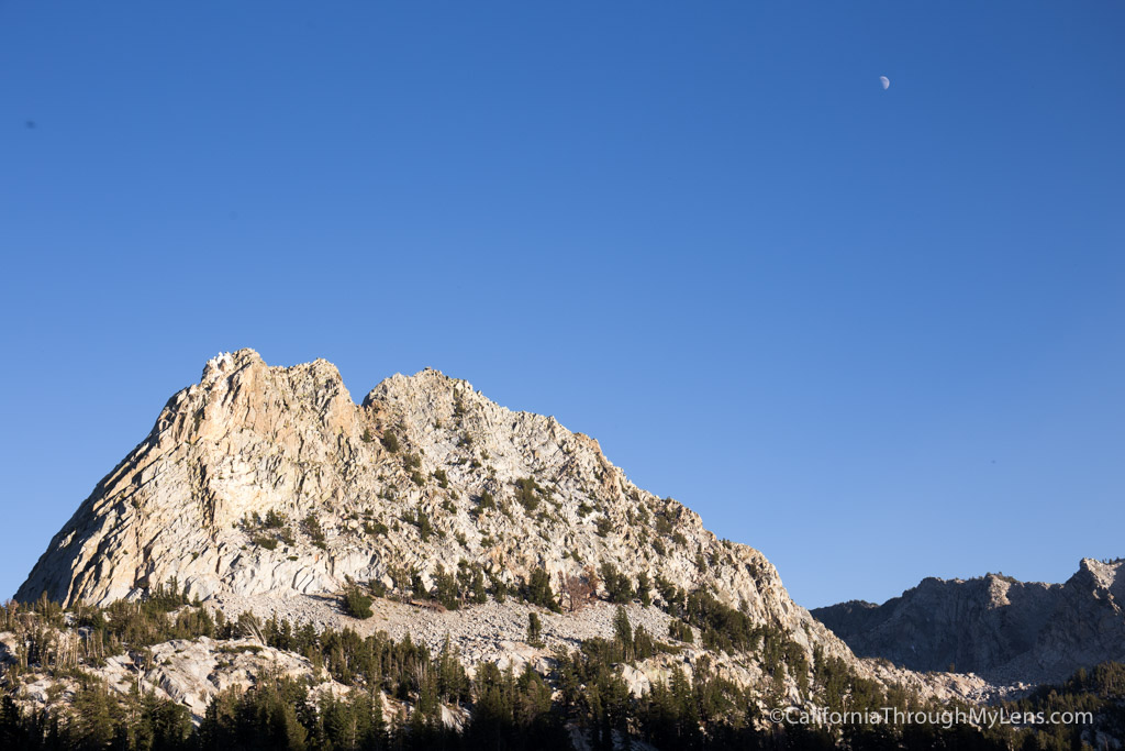 Hiking to Crystal Lake & the Base of Crystal Crag in Mammoth Lakes ...