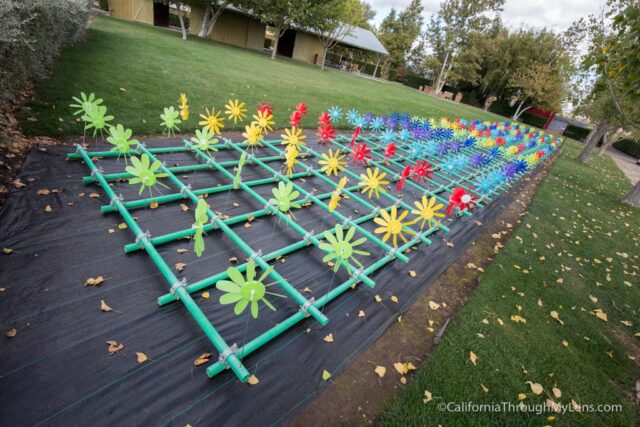 Snowmen on parade at CornerStone garden and sculpture center in Sonoma,  California, USA Stock Photo - Alamy