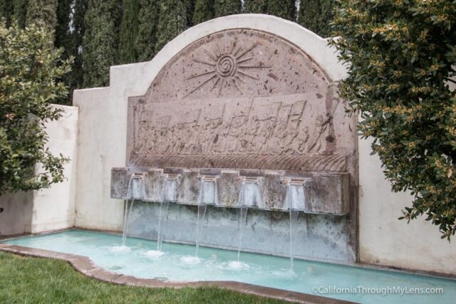 cesar chavez grave