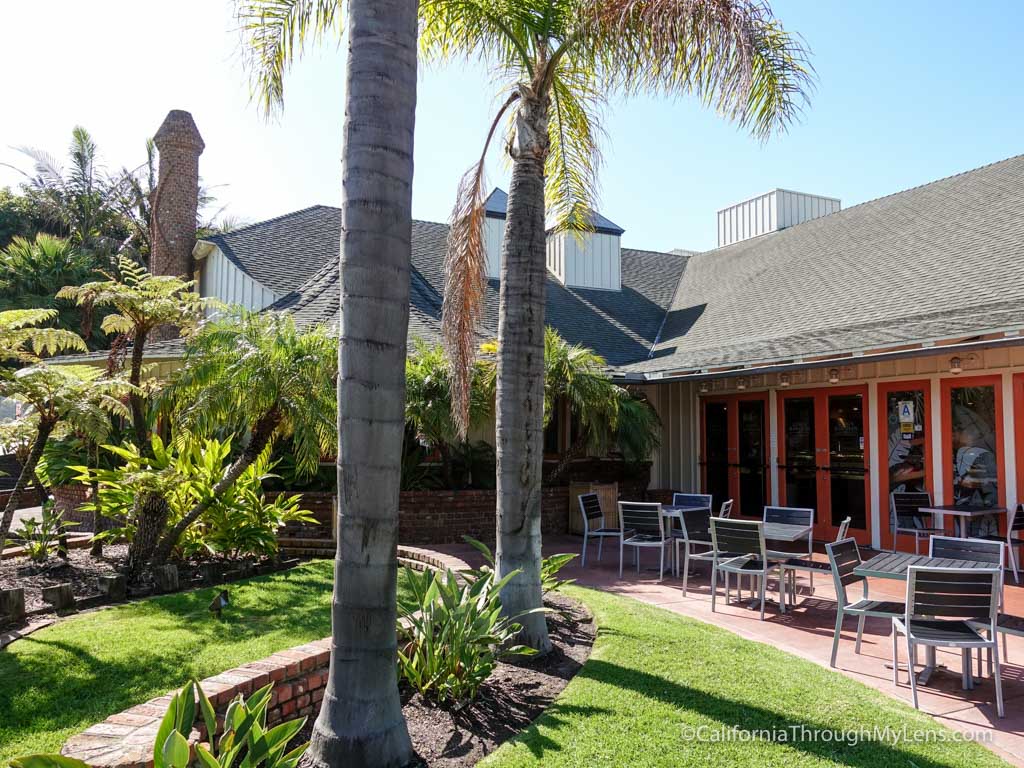 King's Hawaiian Bakery & Restaurant in Torrance California Through My