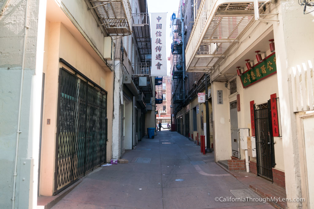 Golden Gate Fortune Cookie Factory in San Francisco's Chinatown