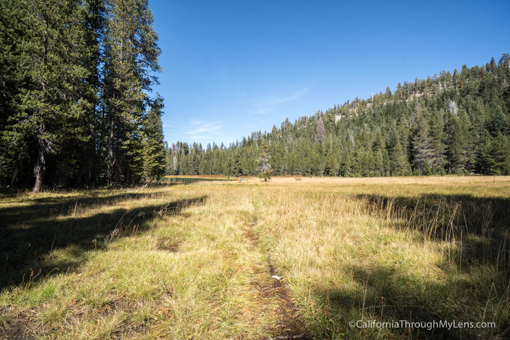 Lukens Lake on Tioga Pass in Yosemite National Park - California ...