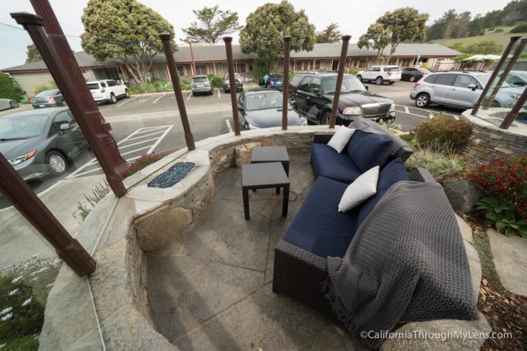 Sea Otter Inn on Cambria's Moonstone Beach Drive - California Through