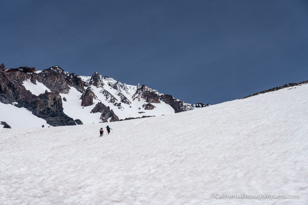 Hiking Mt Shasta via the Avalanche Gulch Trail - California Through My Lens