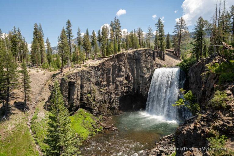 Hiking to Rainbow Falls, Devil’s Postpile, and Red’s Meadow via Devils Postpile Trail