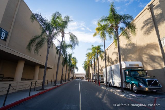 warner brothers studio tour during strike