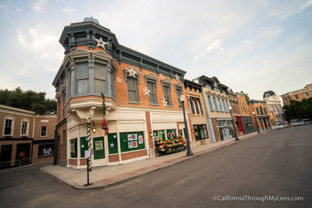 warner brothers studio tour during strike